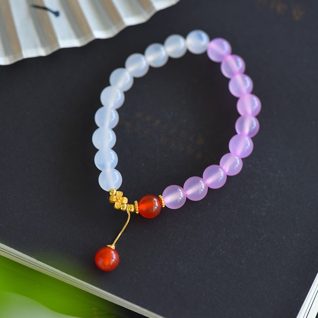 An Exquisite Sterling Silver-Gold Plated Inlaid Agate Bracelets: An Exquisite Sterling Silver-Gold Plated Inlaid Agate Bracelets,Size:0.3inx0.3in 纯银镀金镶玛瑙手串