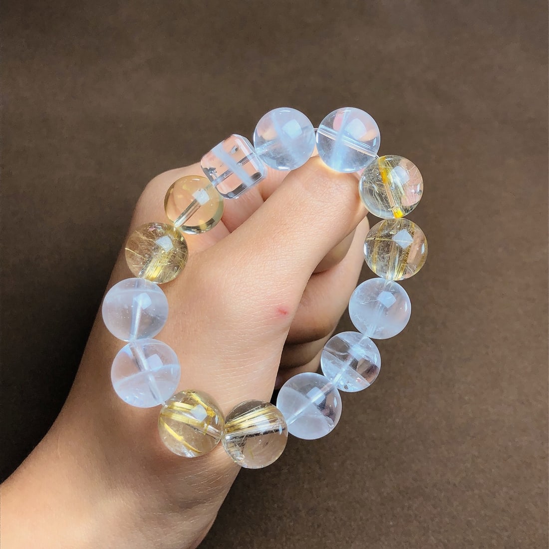 An Exquisite Crystal Bracelets - 2