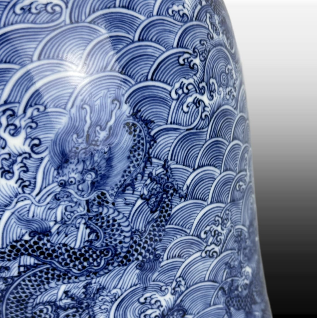 Blue and White Dragon Pattern Vase - 3
