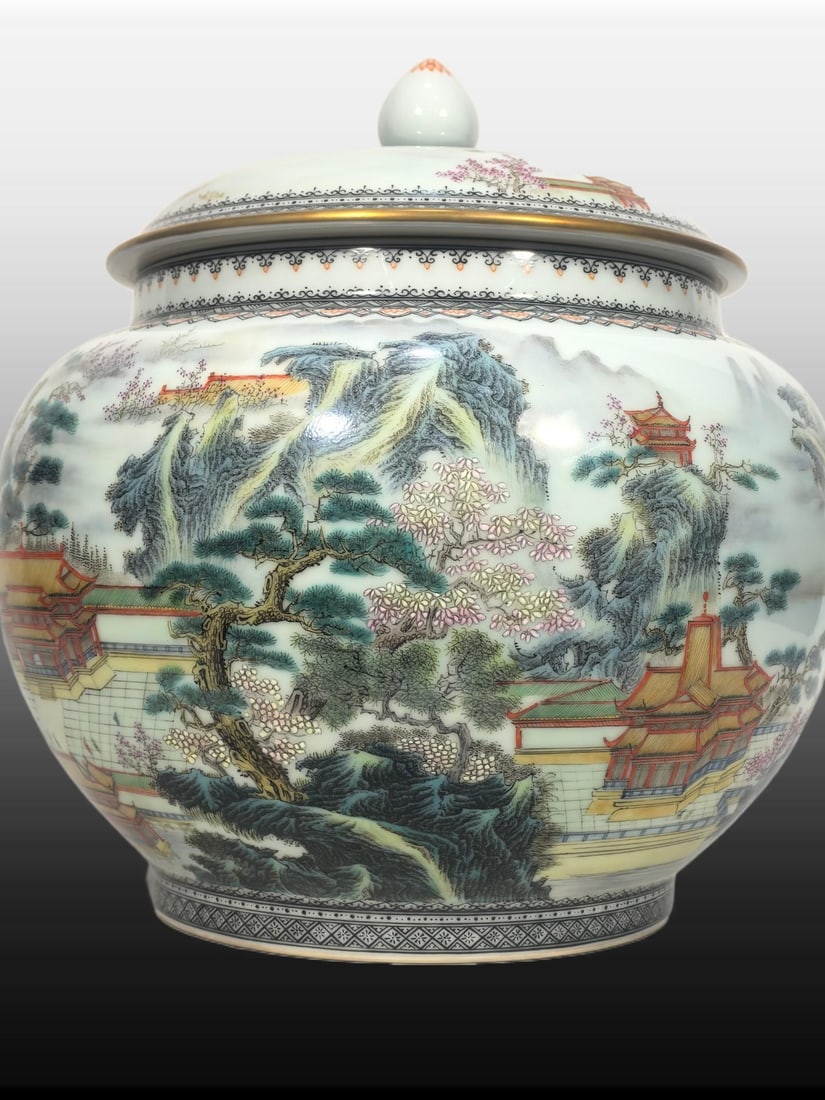 A Exquisite Enamel Landscape Pattern Jar - 2