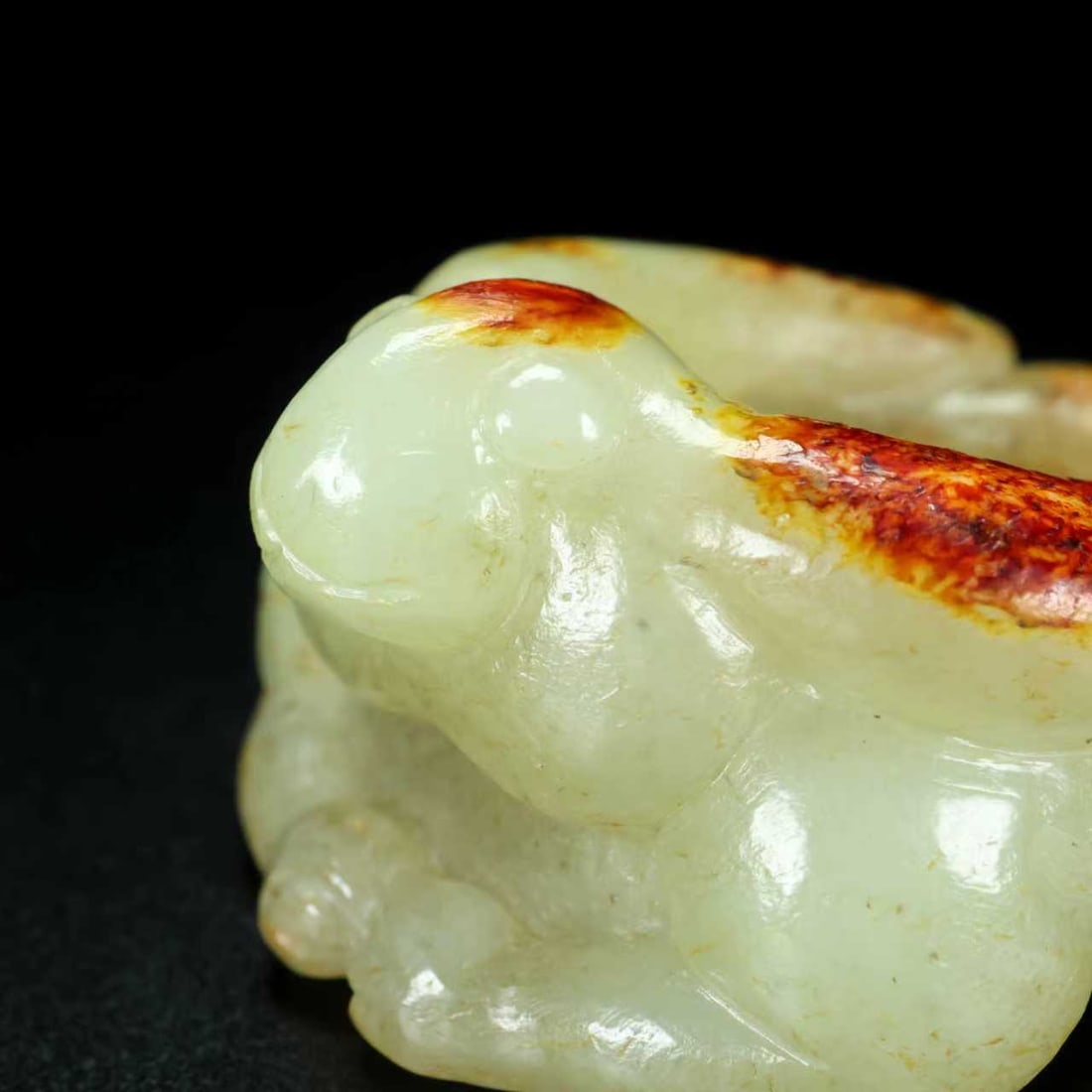 A Exquisite Hotan Jade Thumb Ring - 2