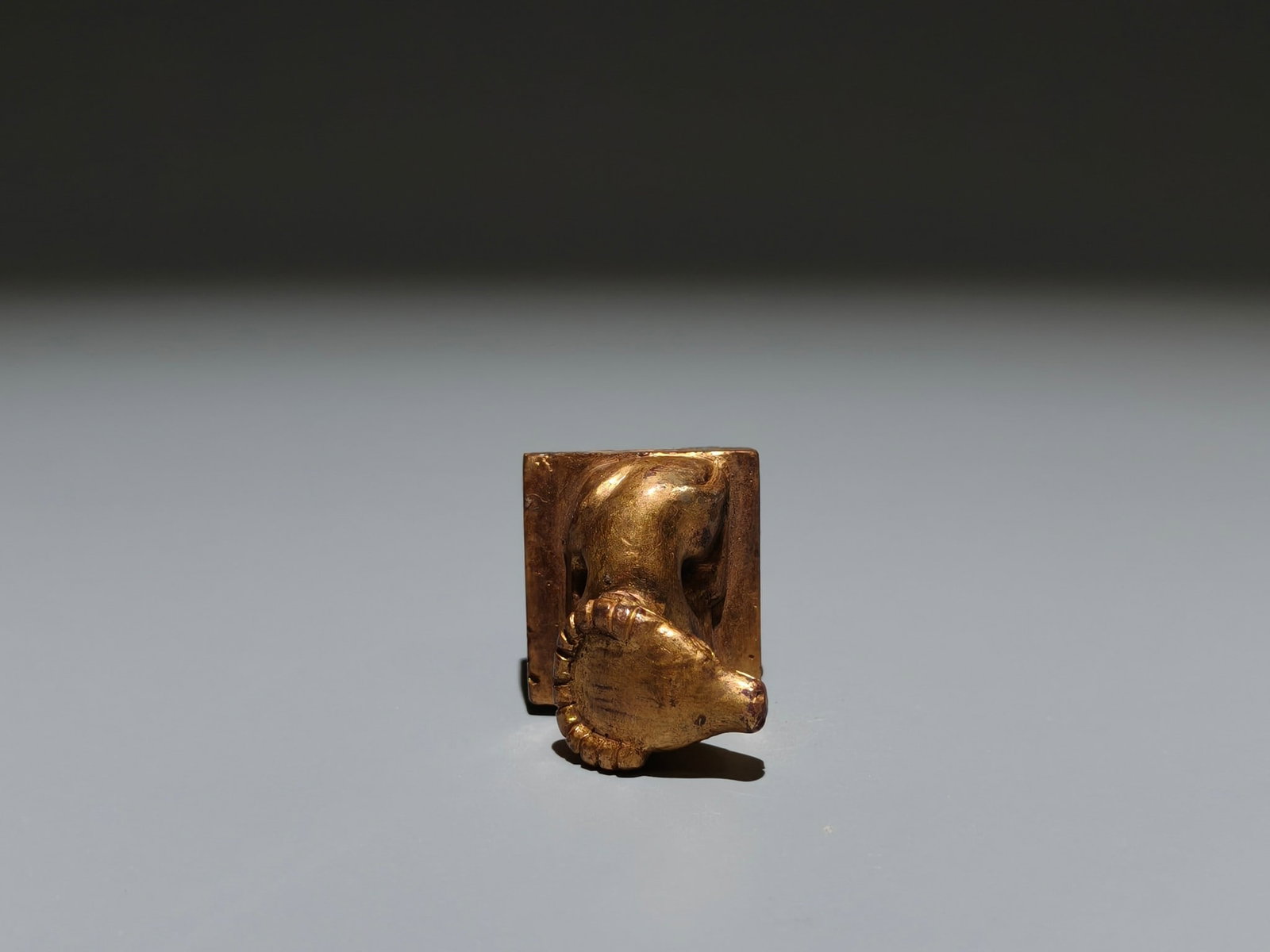 A Exquisite Gilt Bronze Buffalo Seal - 8