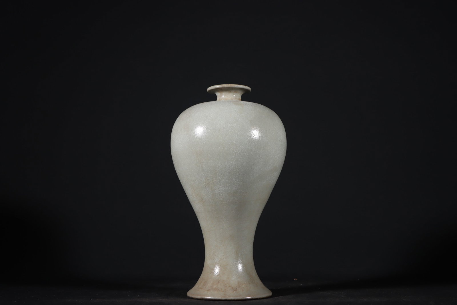A Exquisite Ru yao Vase - 2