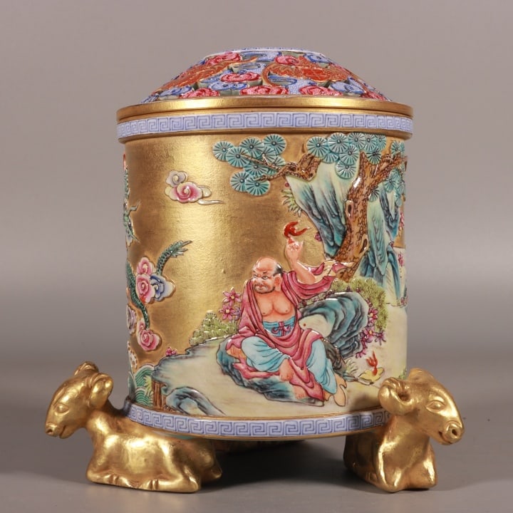 A Exquisite Enamel Gold Ground Arhat Pattern Censer: A Exquisite Enamel Gold Ground Arhat Pattern Censer,Qing Dynasty, China,Qianlong Six-character Mark,Size:6.5inx4.7in