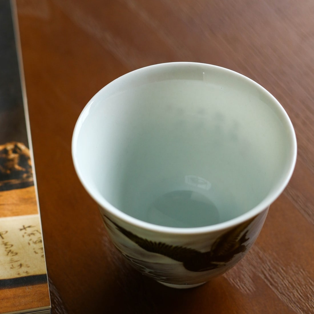 A Exquisite Famille-Rose Eagle Pattern Cup - 6