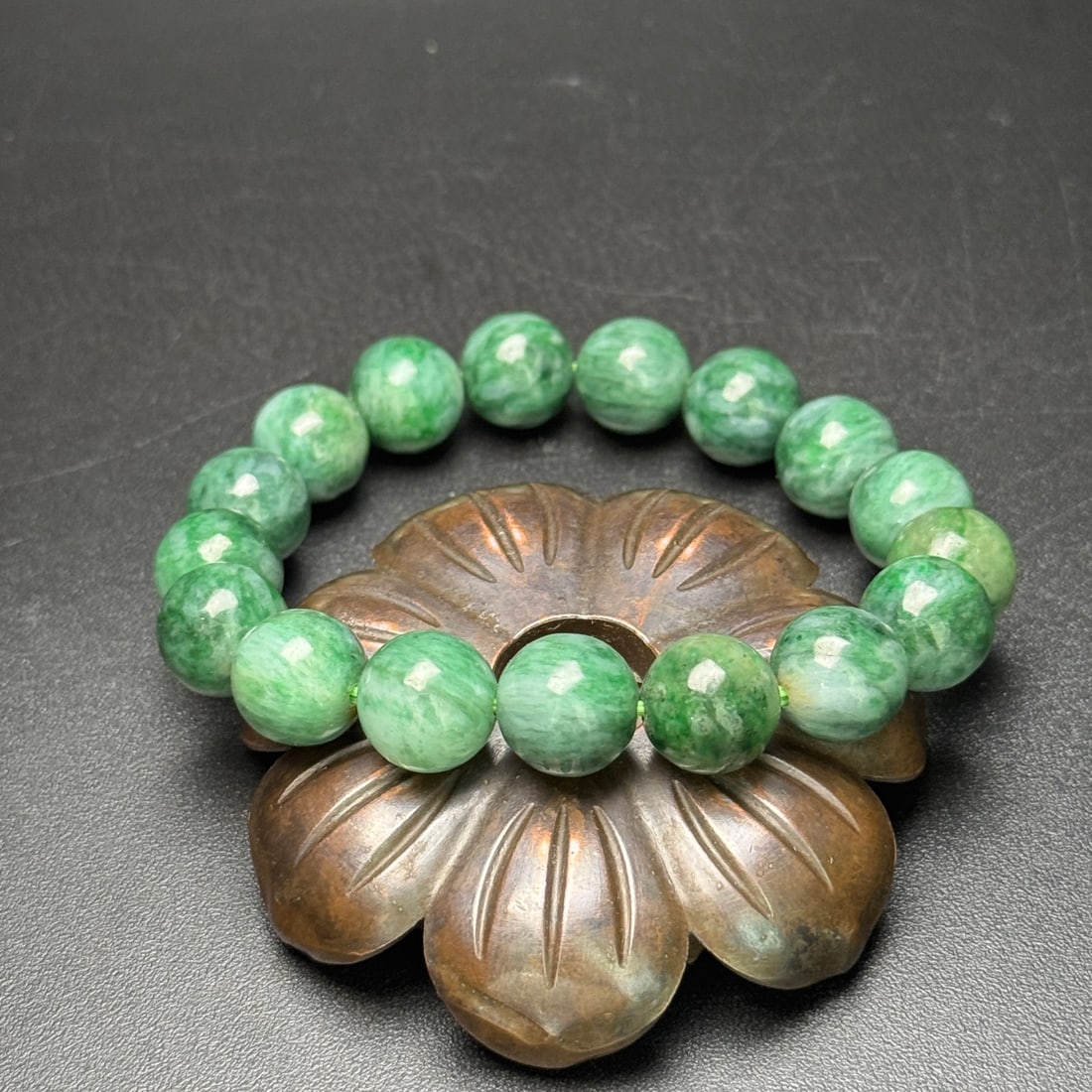 A Exquisite Jadeite Bracelets - 4