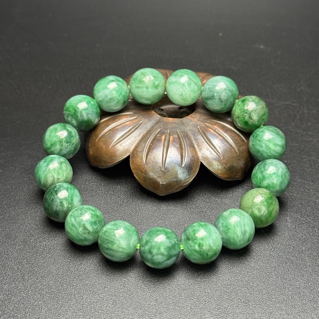 A Exquisite Jadeite Bracelets - 7