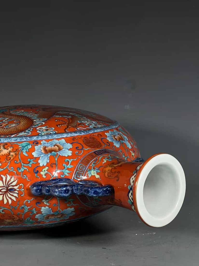 A Exquisite Iron-Red Dragon Pattern Vase - 7