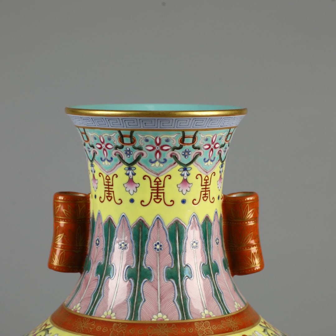 A Exquisite Yellow Glazed Lotus Pattern Vase - 2