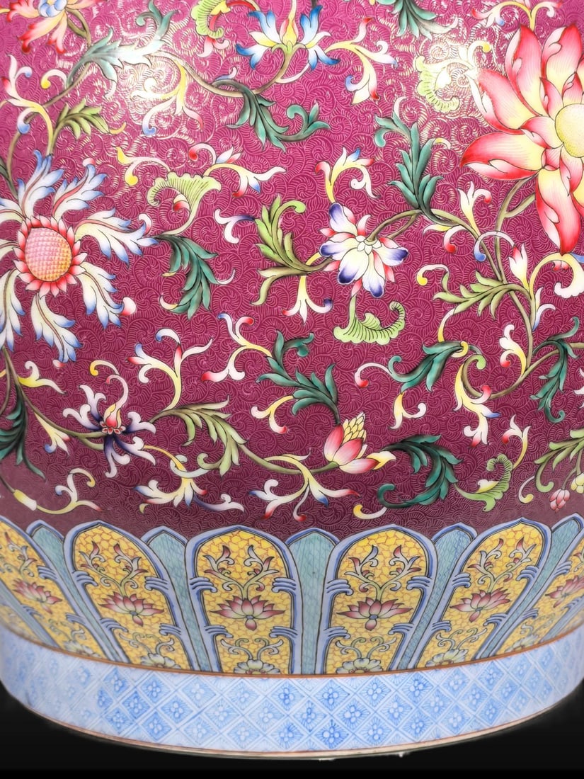 A Exquisite Enamel Ruby Red-Glazed Lotus Pattern Lion-Ears Vase - 6