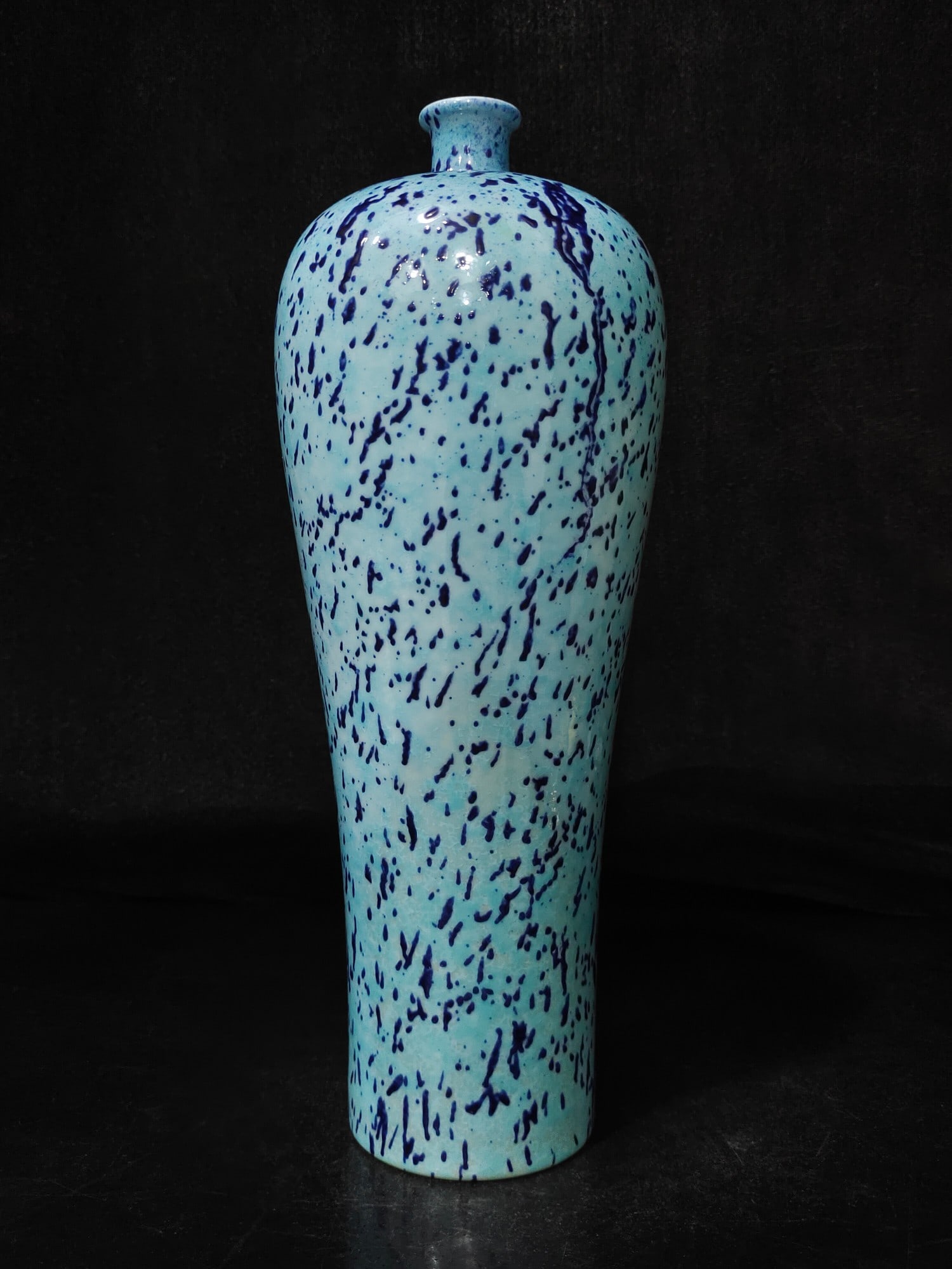 A Exquisite Robin's-Egg-Glazed Vase - 3