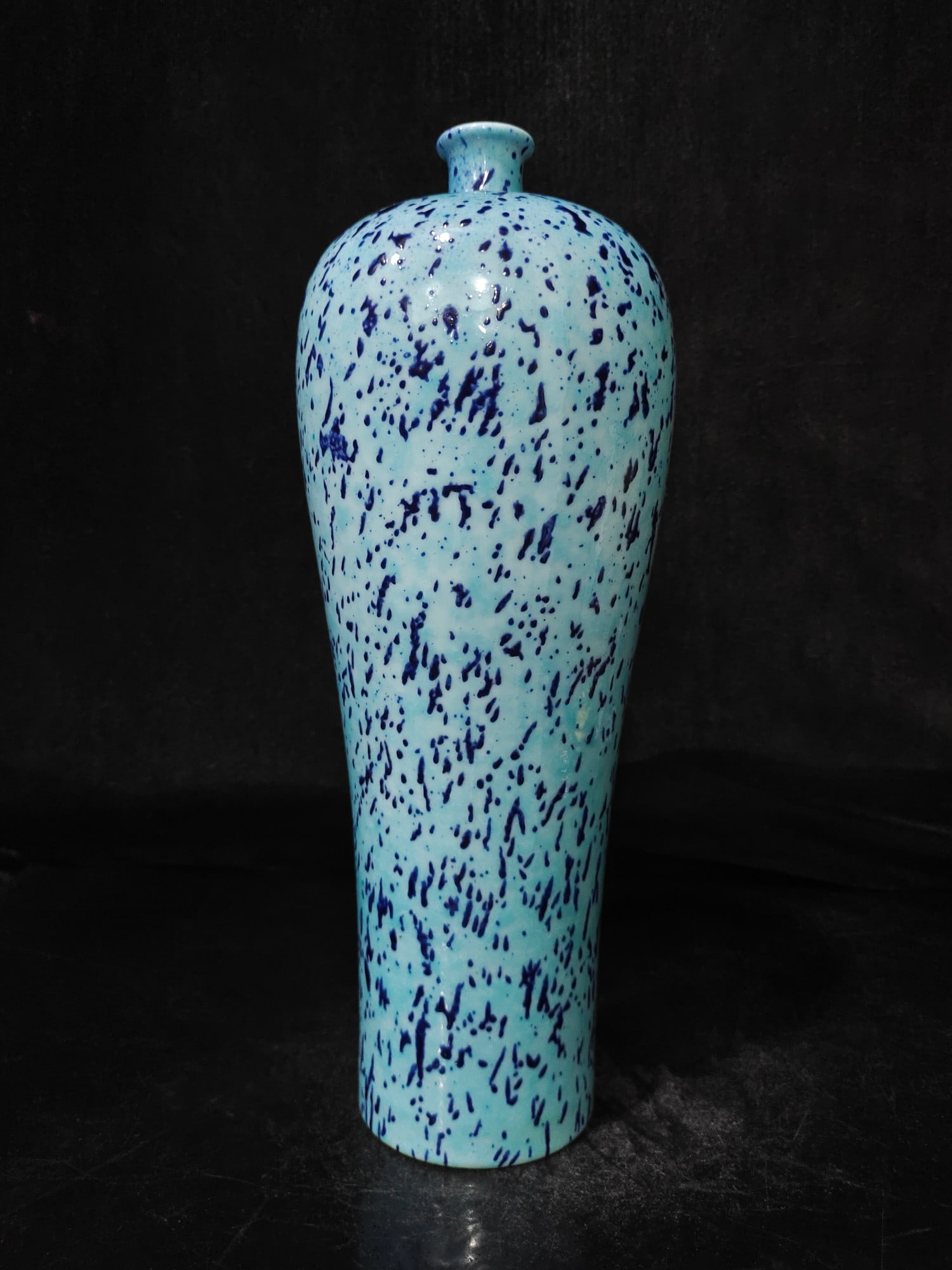 A Exquisite Robin's-Egg-Glazed Vase - 6