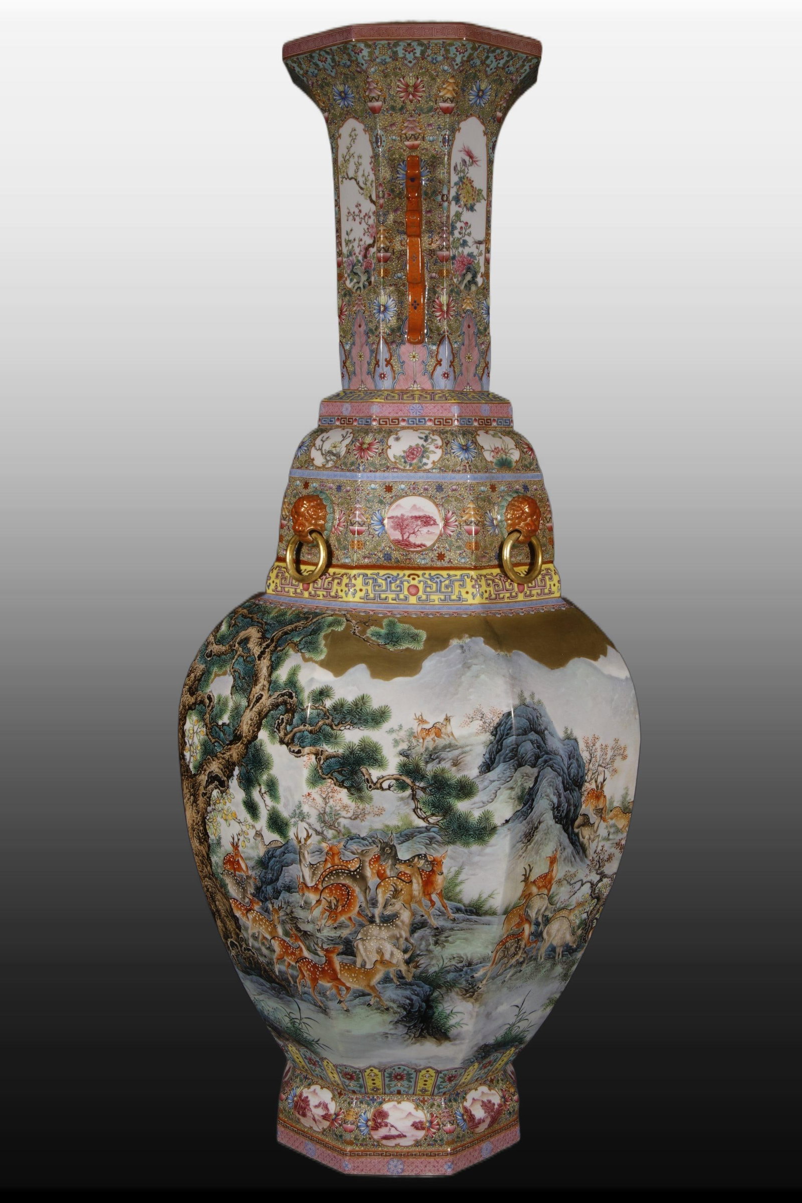 A Exquisite Enamel Lotus Pattern Sika Deer Pattern Vase - 2