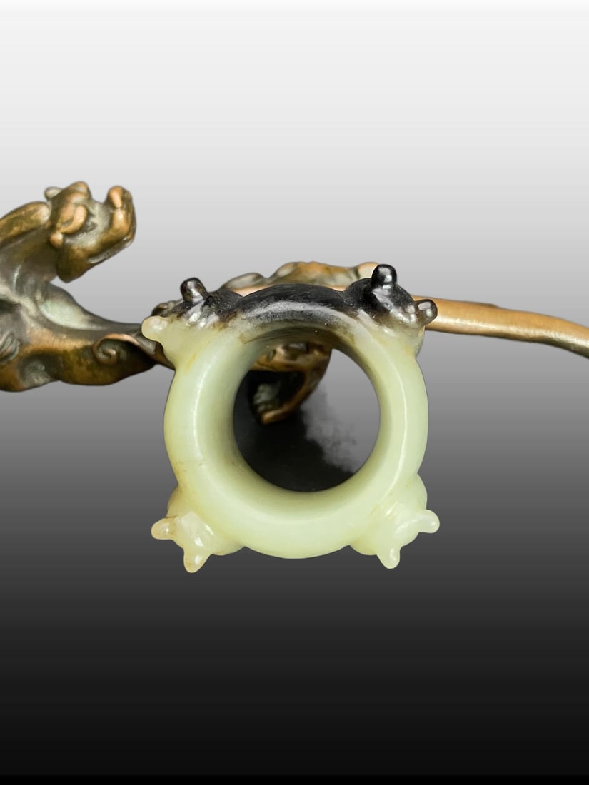 A Exquisite Gaogu Jade Cicada Thumb Ring - 5
