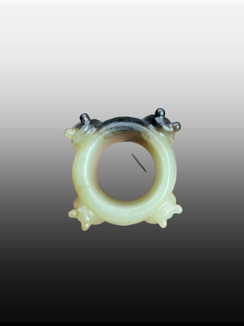 A Exquisite Gaogu Jade Cicada Thumb Ring - 9