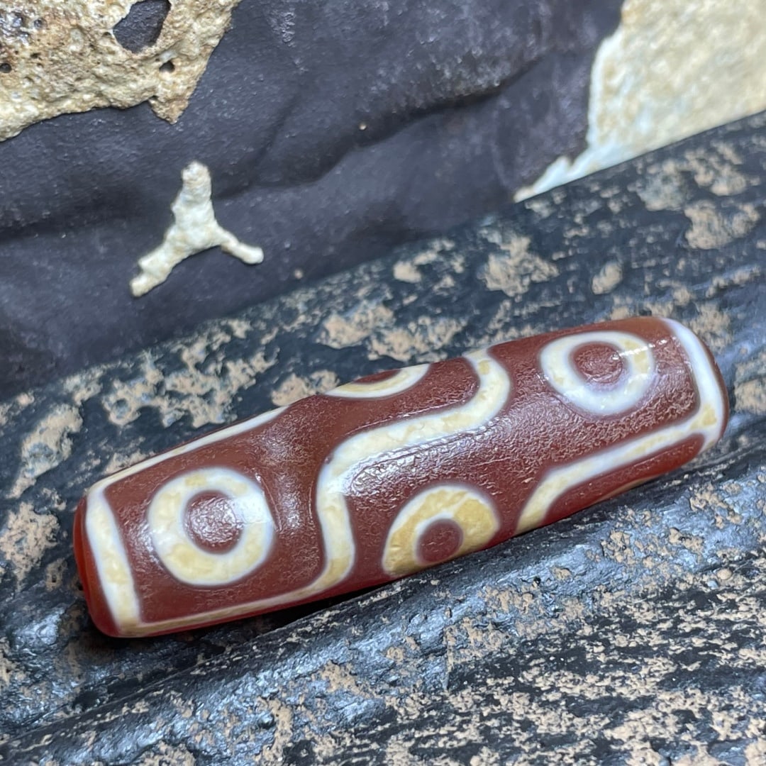 A Exquisite Nine Eye Dzi bead - 2
