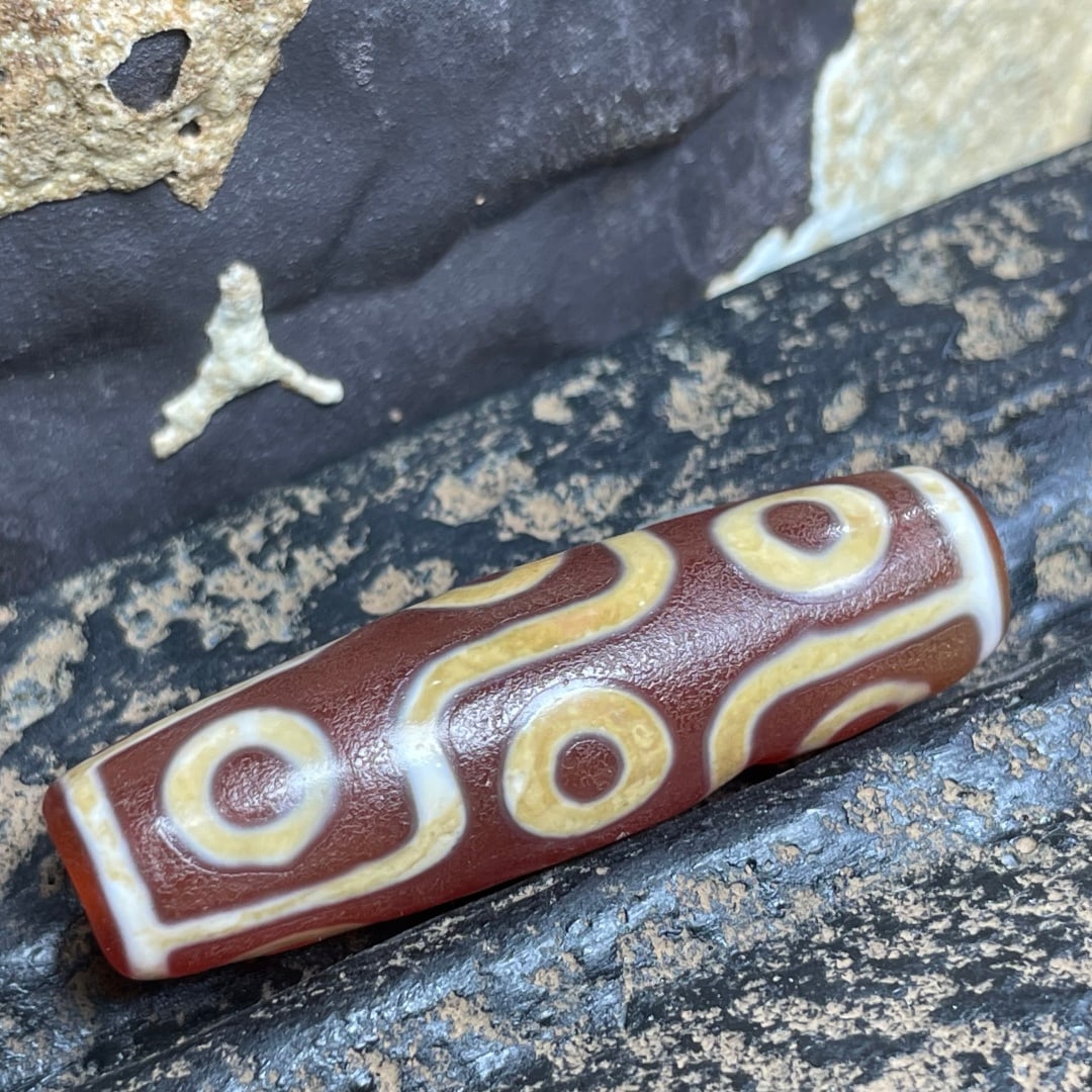 A Exquisite Nine Eye Dzi bead - 3