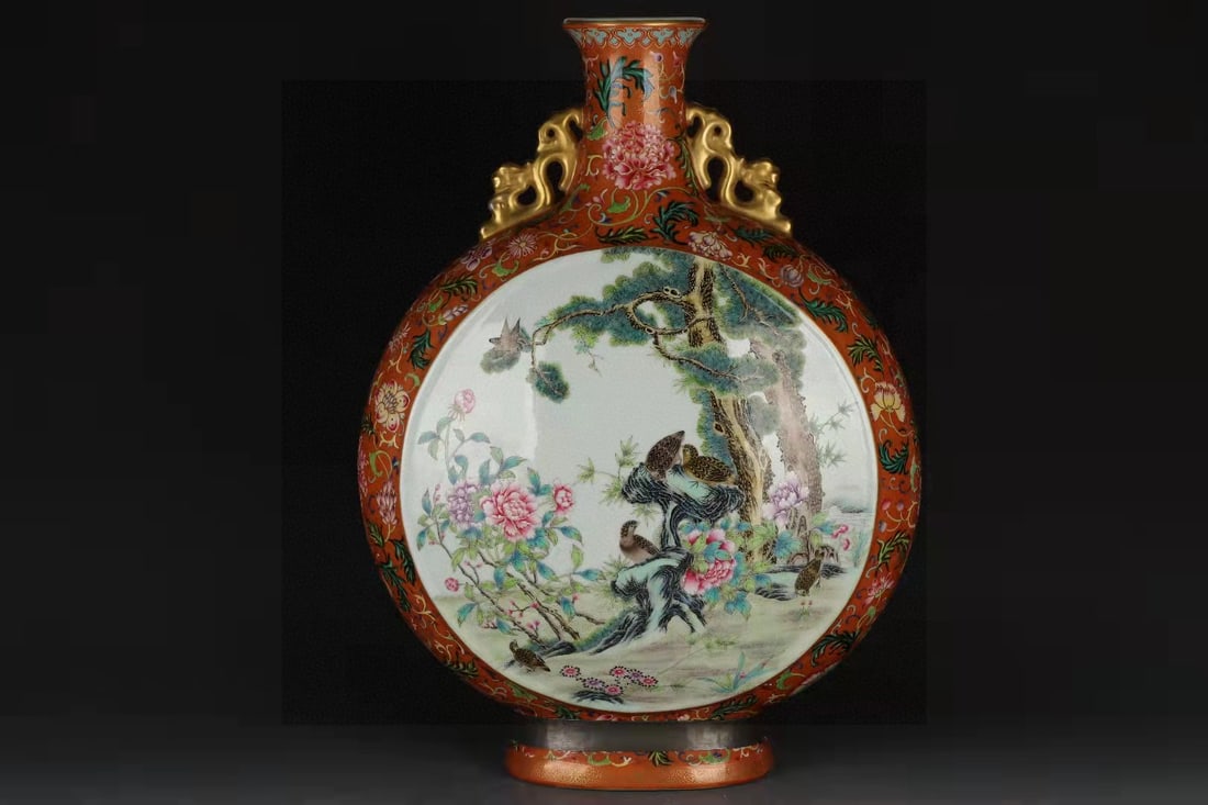 A Exquisite Famille-Rose Flower and Bird Pattern Vase: A Exquisite Famille-Rose Flower and Bird Pattern Vase,Qing Dynasty, China,Qianlong Six-character Mark,Size:22.6inx4.2inx16.9inx8.1in