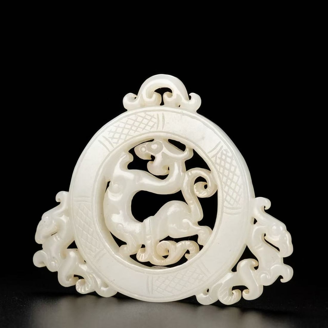 A Exquisite Hotan Jade Dragon Pattern Bi - 4