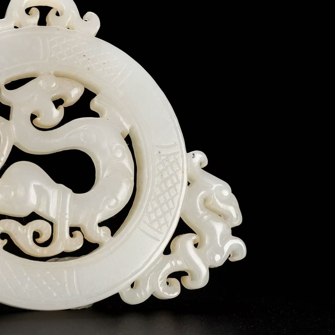 A Exquisite Hotan Jade Dragon Pattern Bi - 5