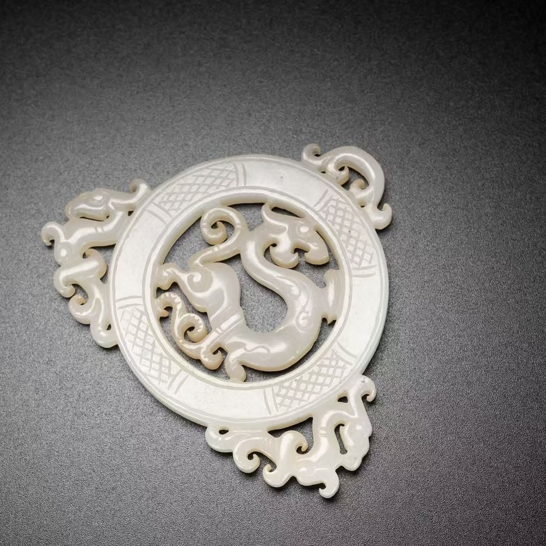 A Exquisite Hotan Jade Dragon Pattern Bi - 7