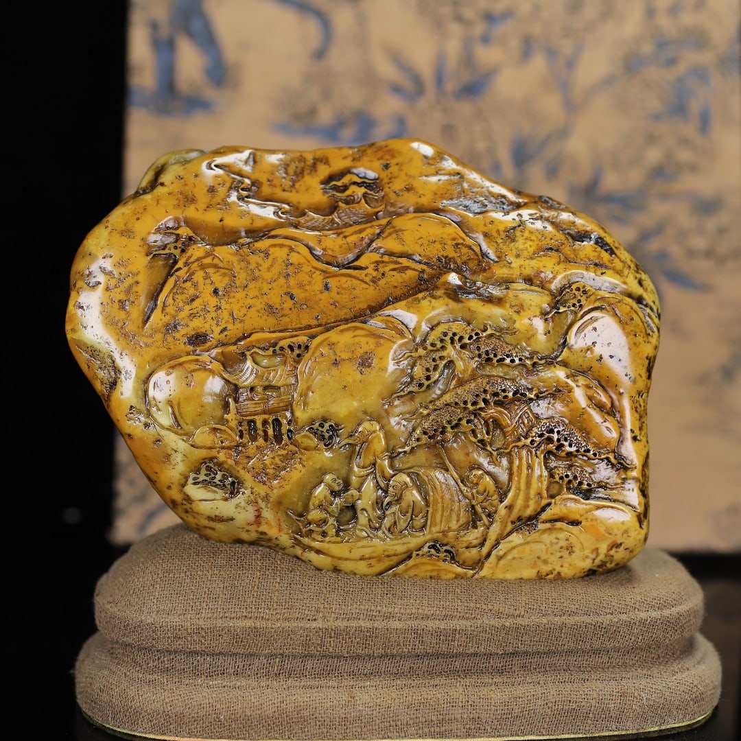 A Exquisite Shoushan Stone Landscape Pattern Ornament: A Exquisite Shoushan Stone Landscape Pattern Ornament,Qing Dynasty, China,With Mark,Size:5.6inx4.3inx1.7in,Weight:1018g