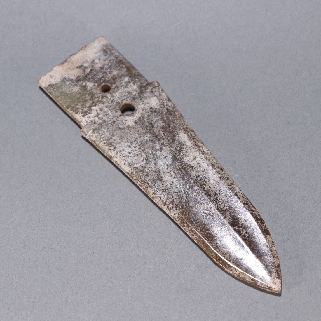 A Exquisite Gaogu Jade Dagger - 2