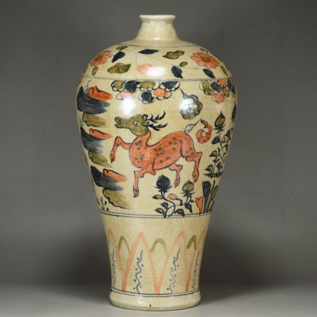 A Exquisite Tri-Color Glazed Pine and Deer Pattern Vase: A Exquisite Tri-Color Glazed Pine and Deer Pattern Vase,Han Dynasty, China,With Mark,Size:13.8inx7.9in 三彩鹿纹瓶,中国汉代,带款
