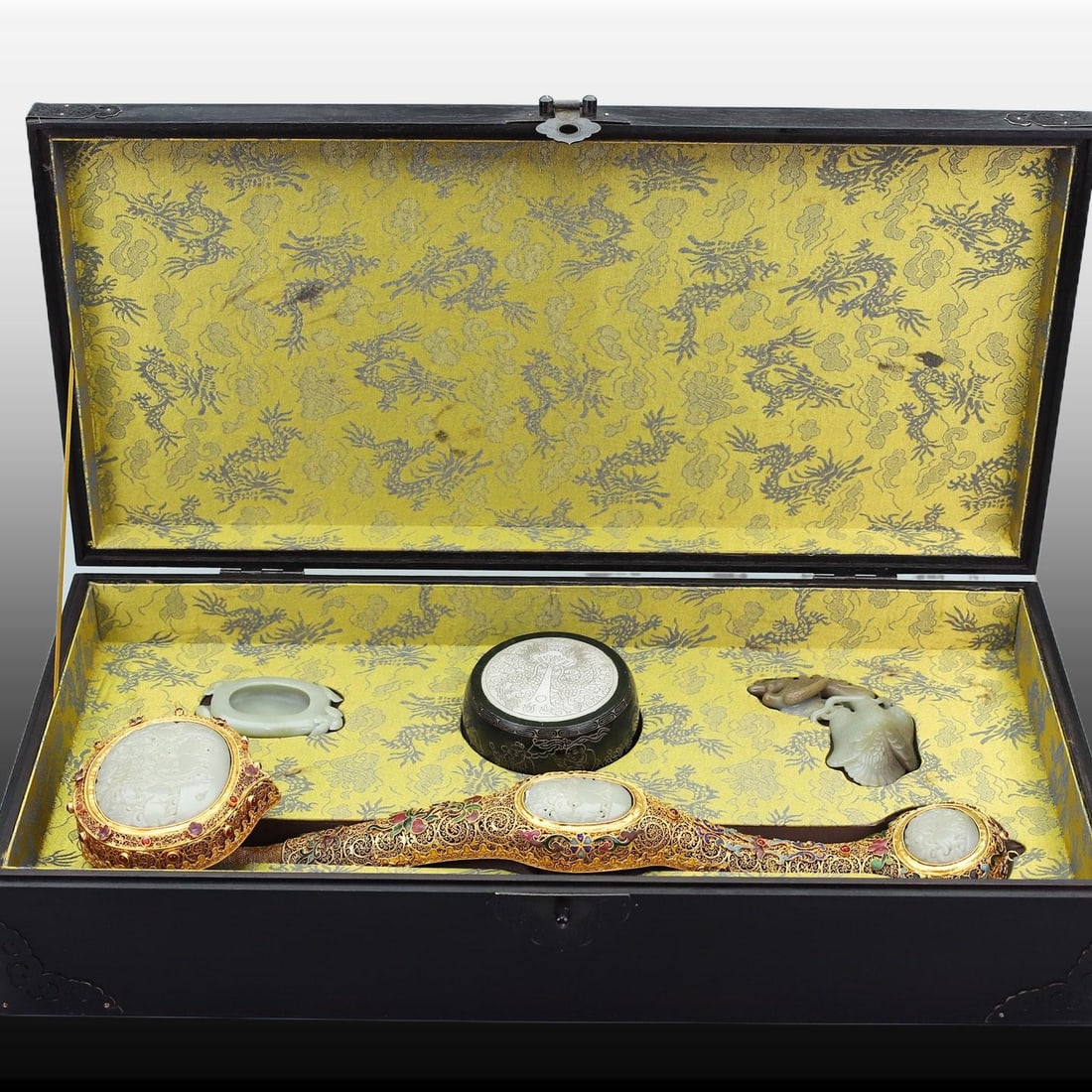A Set of Exquisite Cloisonne Inlaid Gems Ruyi: A Set of Exquisite Cloisonne Inlaid Gems Ruyi,Qing Dynasty, China,Yongzheng Four-character