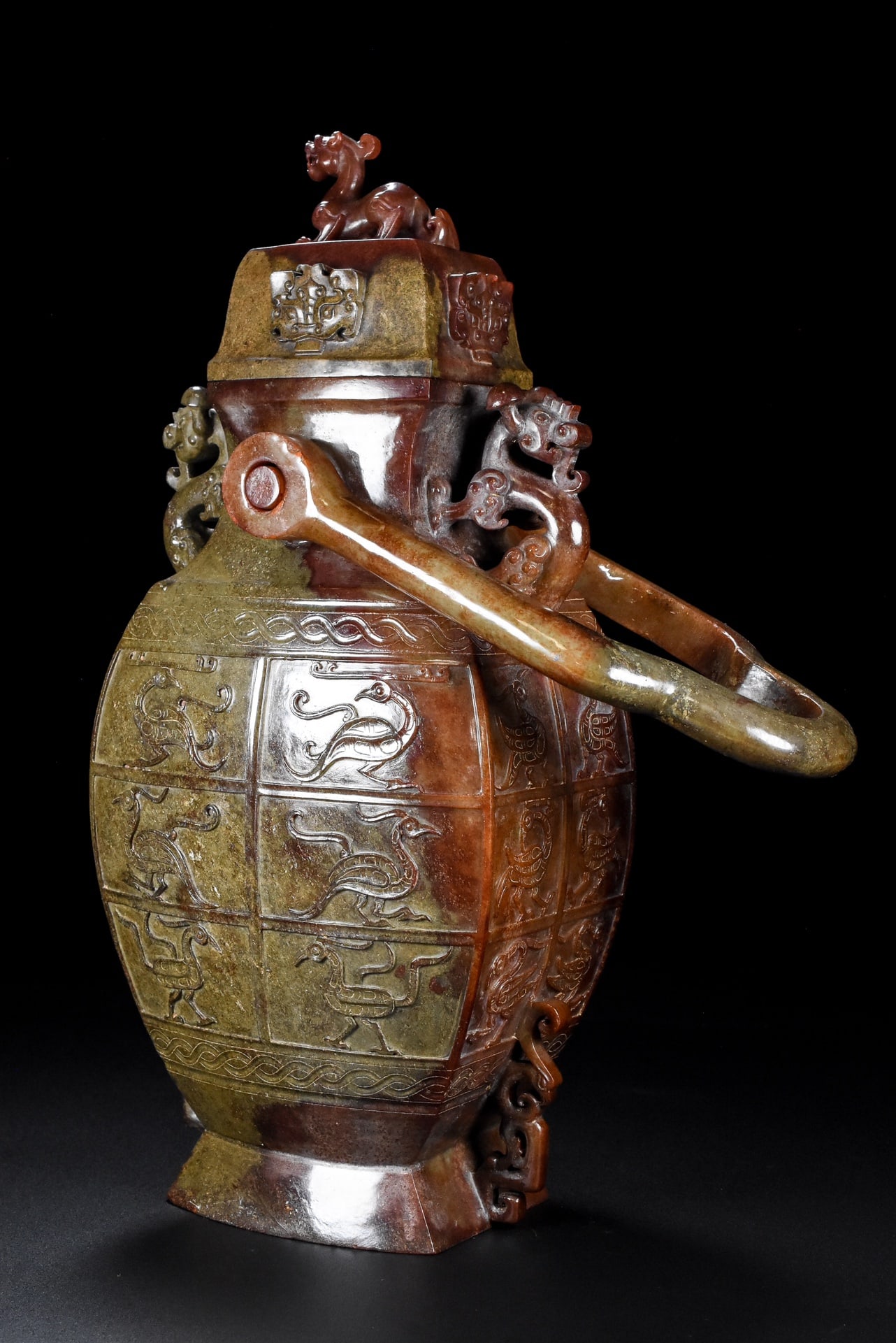 A Exquisite Hotan Jade Beast-Face Pattern Vase - 6