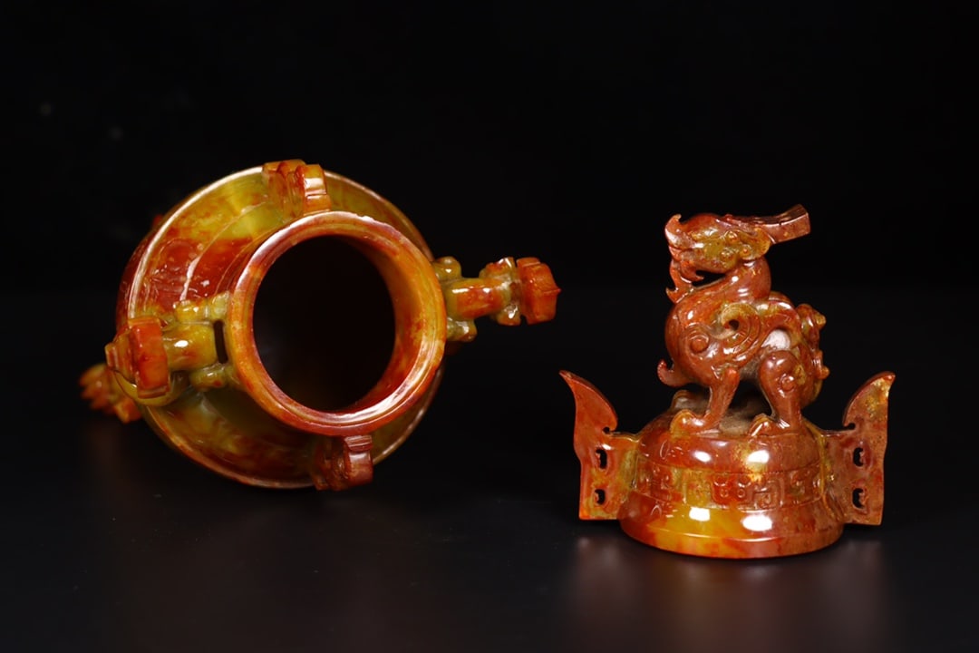 A Exquisite Hotan Jade Dragon Pattern Vase - 8