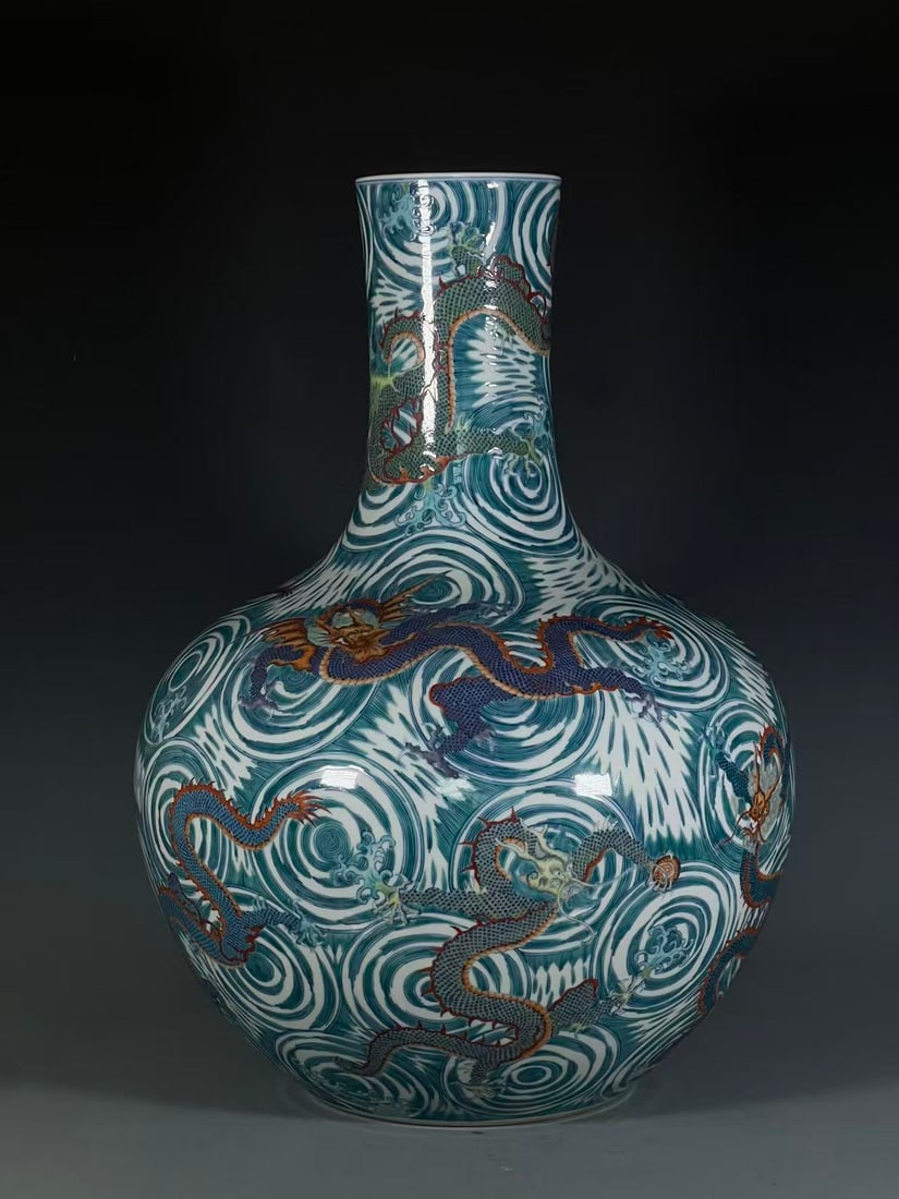 A Exquisite Doucai Dragon Pattern Vase - 2