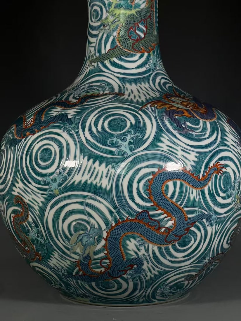 A Exquisite Doucai Dragon Pattern Vase - 4