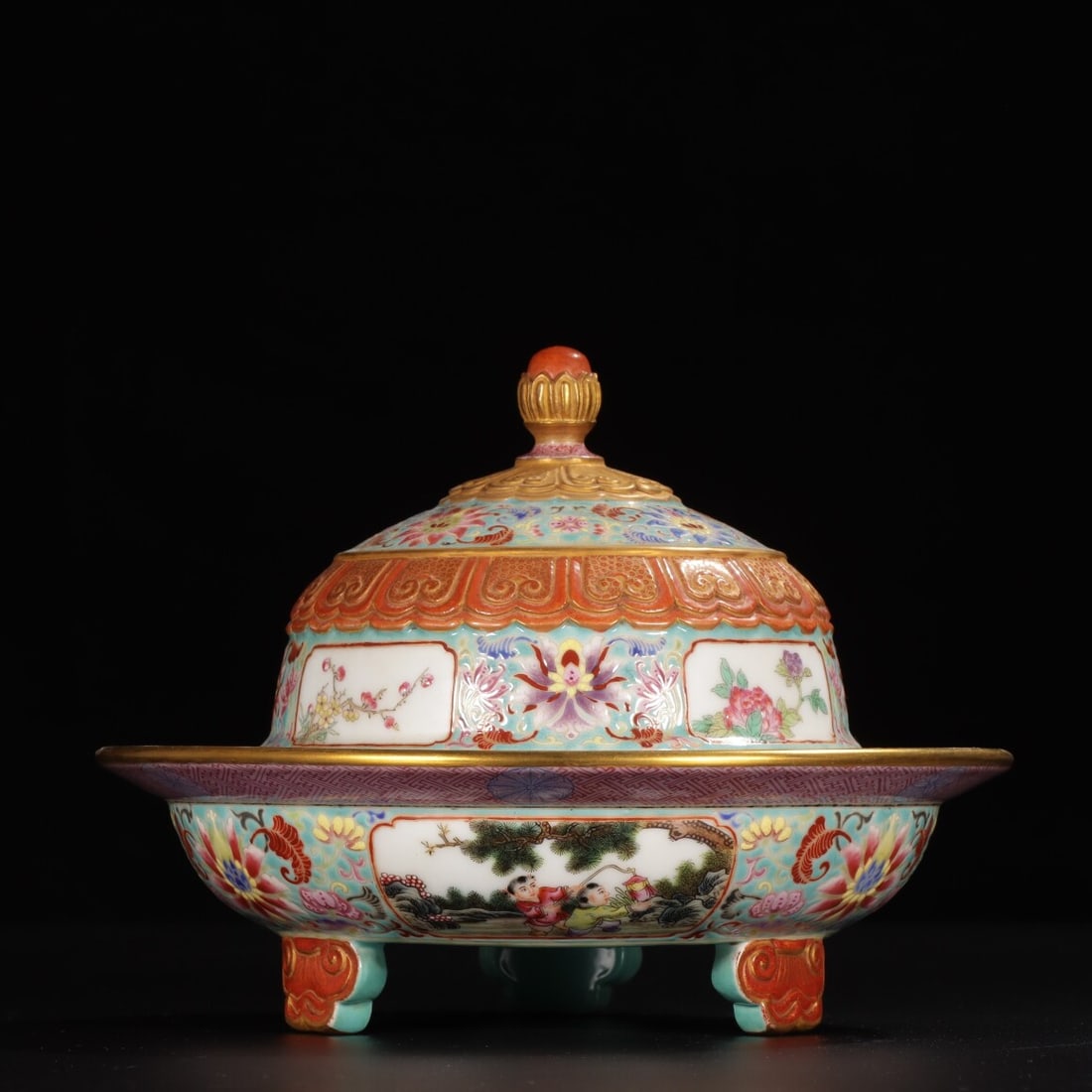 A Exquisite Enamel Painted Gold Lotus Pattern Figures Pattern Box - 2