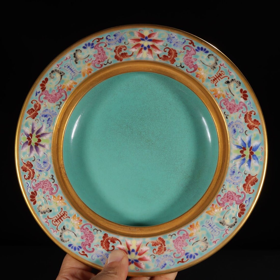 A Exquisite Enamel Painted Gold Lotus Pattern Figures Pattern Box - 7