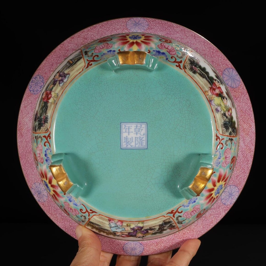 A Exquisite Enamel Painted Gold Lotus Pattern Figures Pattern Box - 8