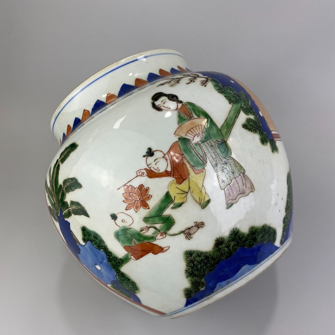 Blue and White Wucai Figures Pattern Jar - 5