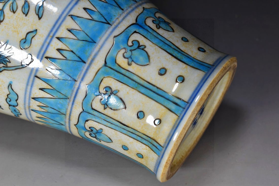 A Exquisite Peacock Blue Glazed Crane Pattern Vase - 8