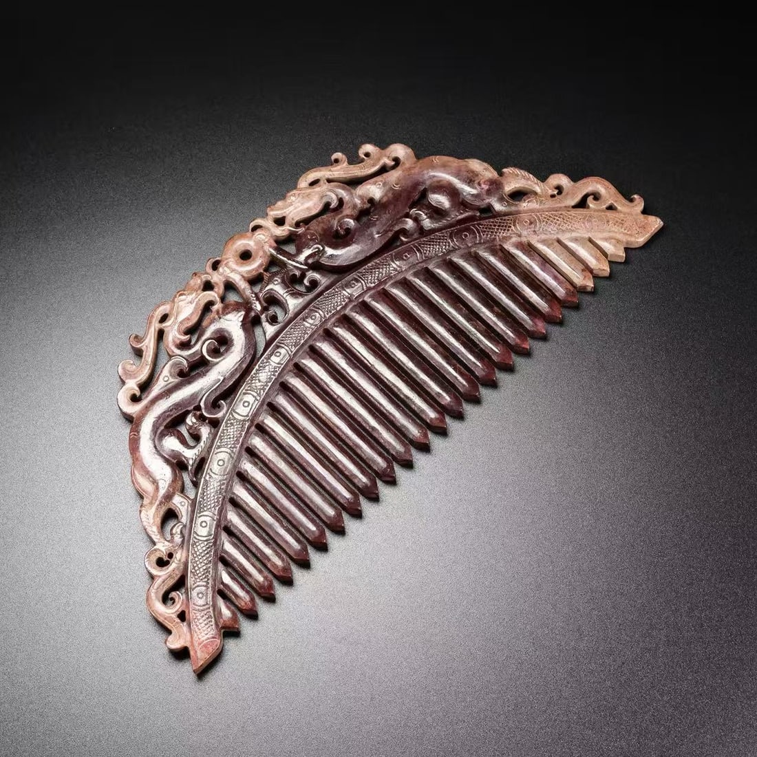A Exquisite Hotan Jade Dragon Pattern Comb - 2