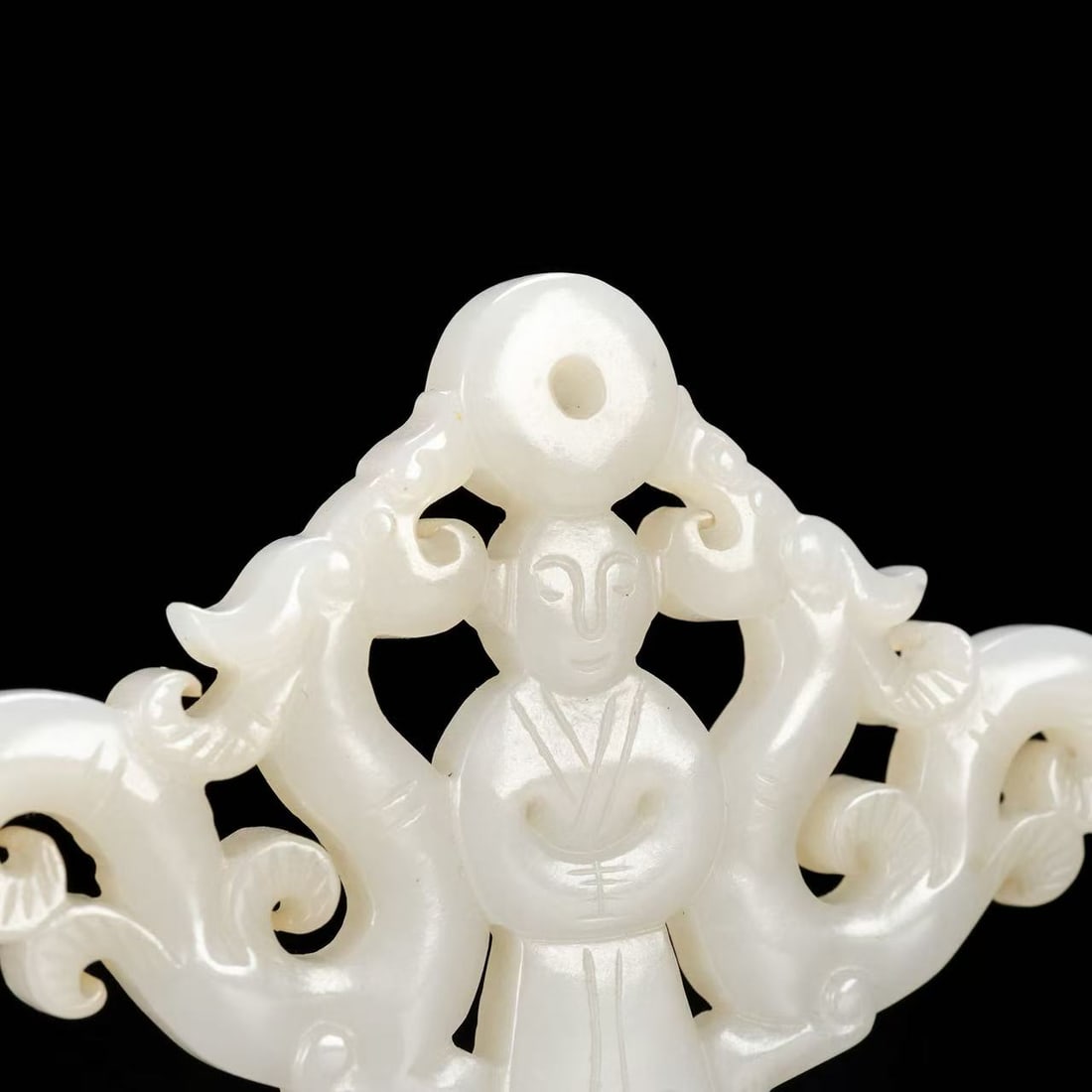 A Exquisite Hotan Jade Dragon Pattern Bi - 9