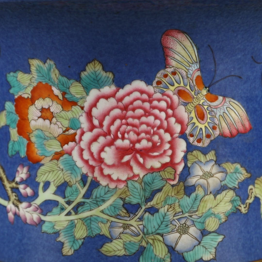 A Exquisite Blue Ground Flower Pattern Basin - 3