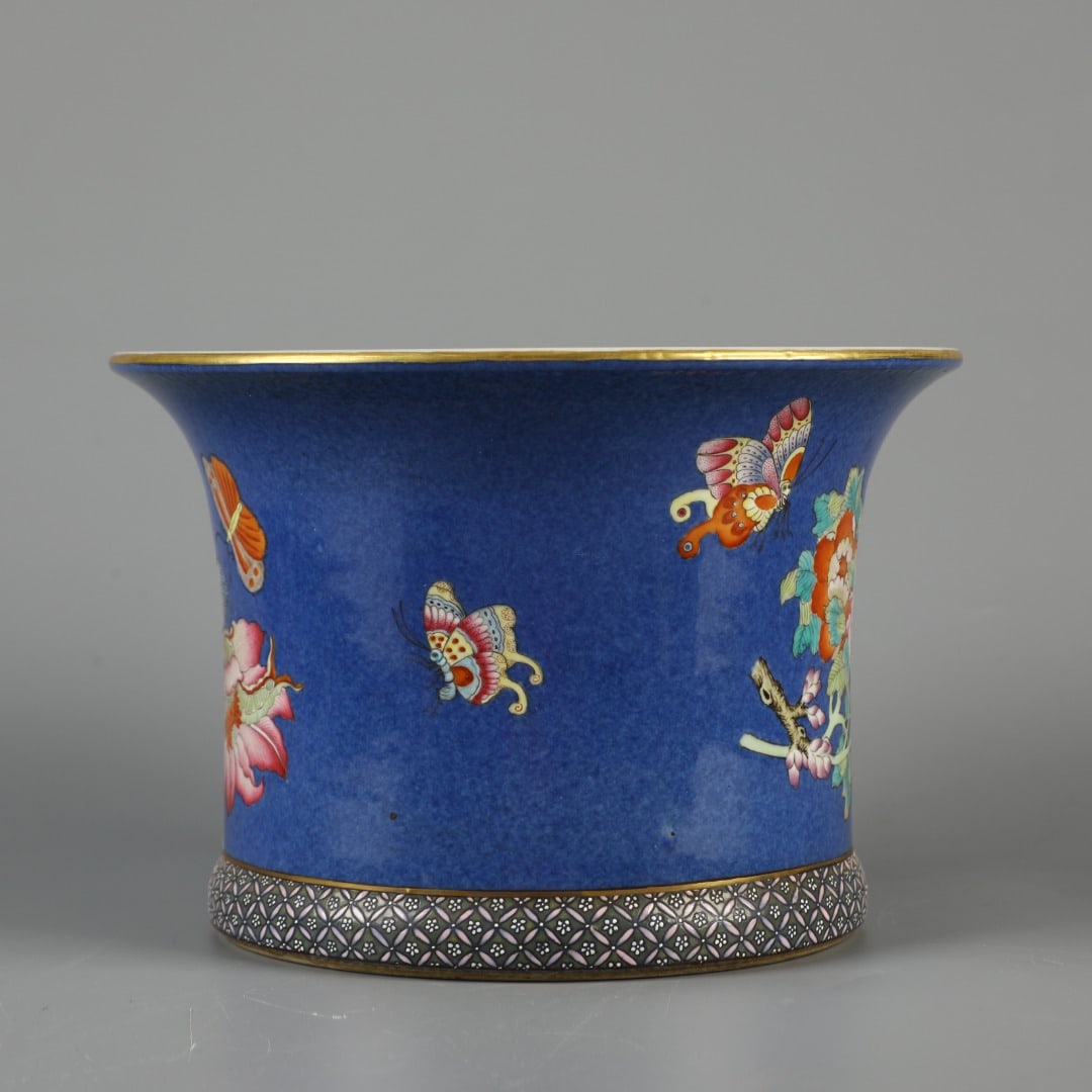 A Exquisite Blue Ground Flower Pattern Basin - 7