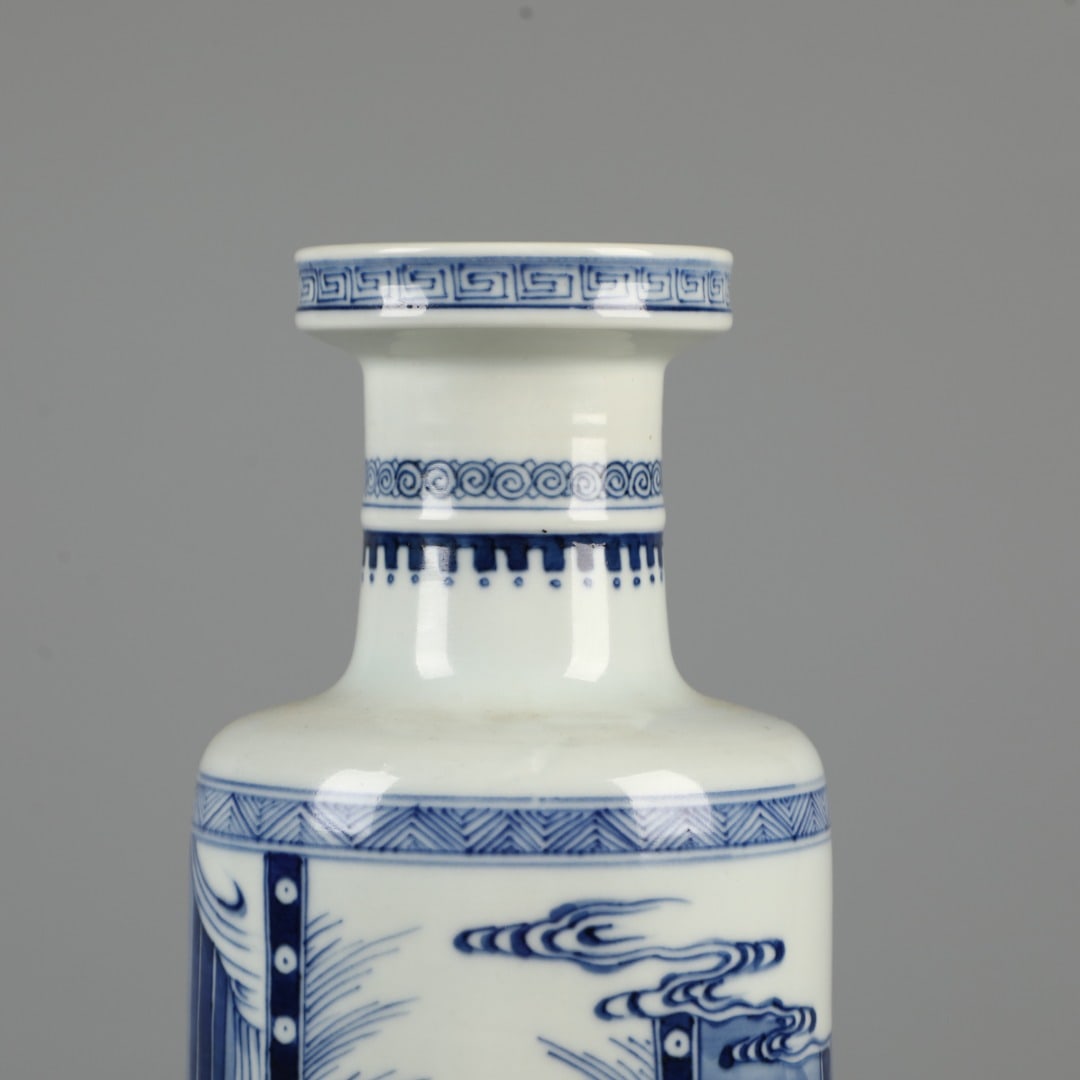 A Exquisite Blue and White Figures Pattern Vase - 2