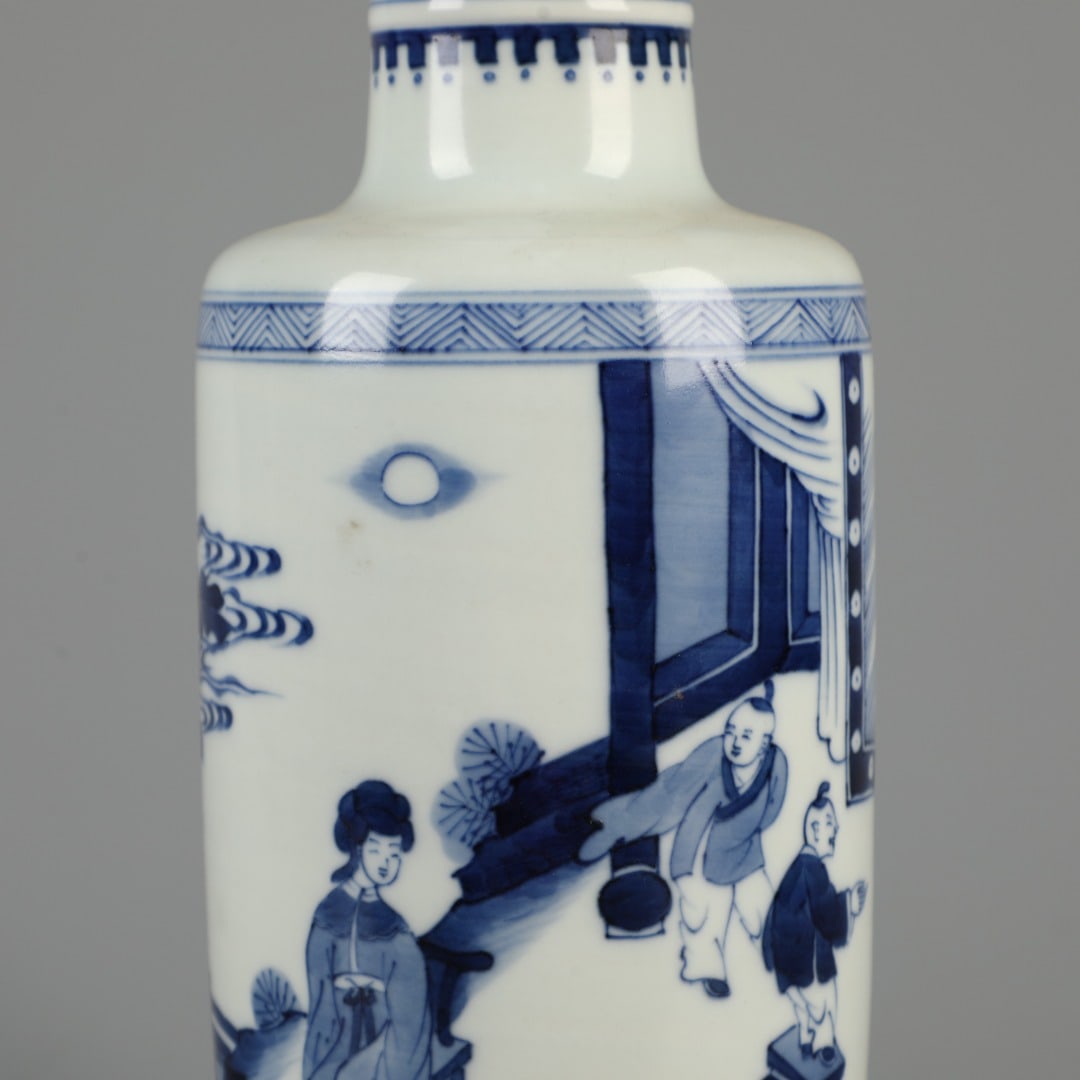 A Exquisite Blue and White Figures Pattern Vase - 7