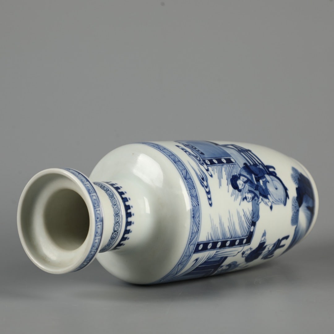 A Exquisite Blue and White Figures Pattern Vase - 8