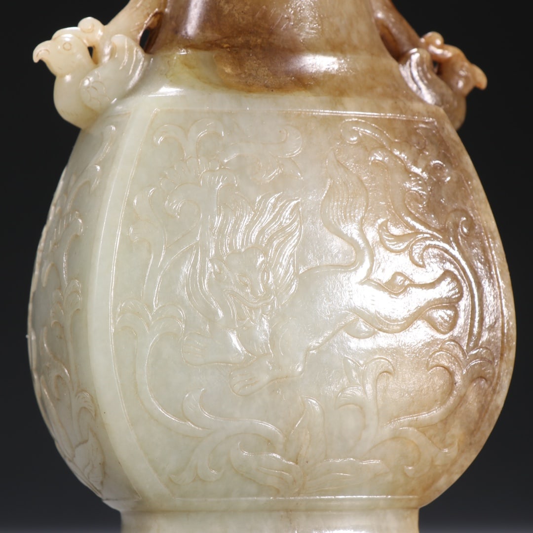 A Exquisite Hotan Jade Auspicious Beast Pattern Vase - 7