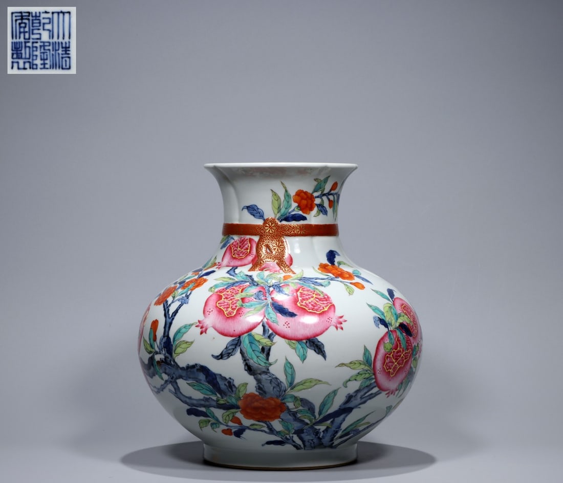 A Exquisite Blue and White Painted Gold Pomegranate Pattern Vase: A Exquisite Blue and White Painted Gold Pomegranate Pattern Vase,Qing Dynasty, China,Qianlong Six-character Mark,Size:11.4inx10.6inx5.7inx5.9in,Weight:4700g