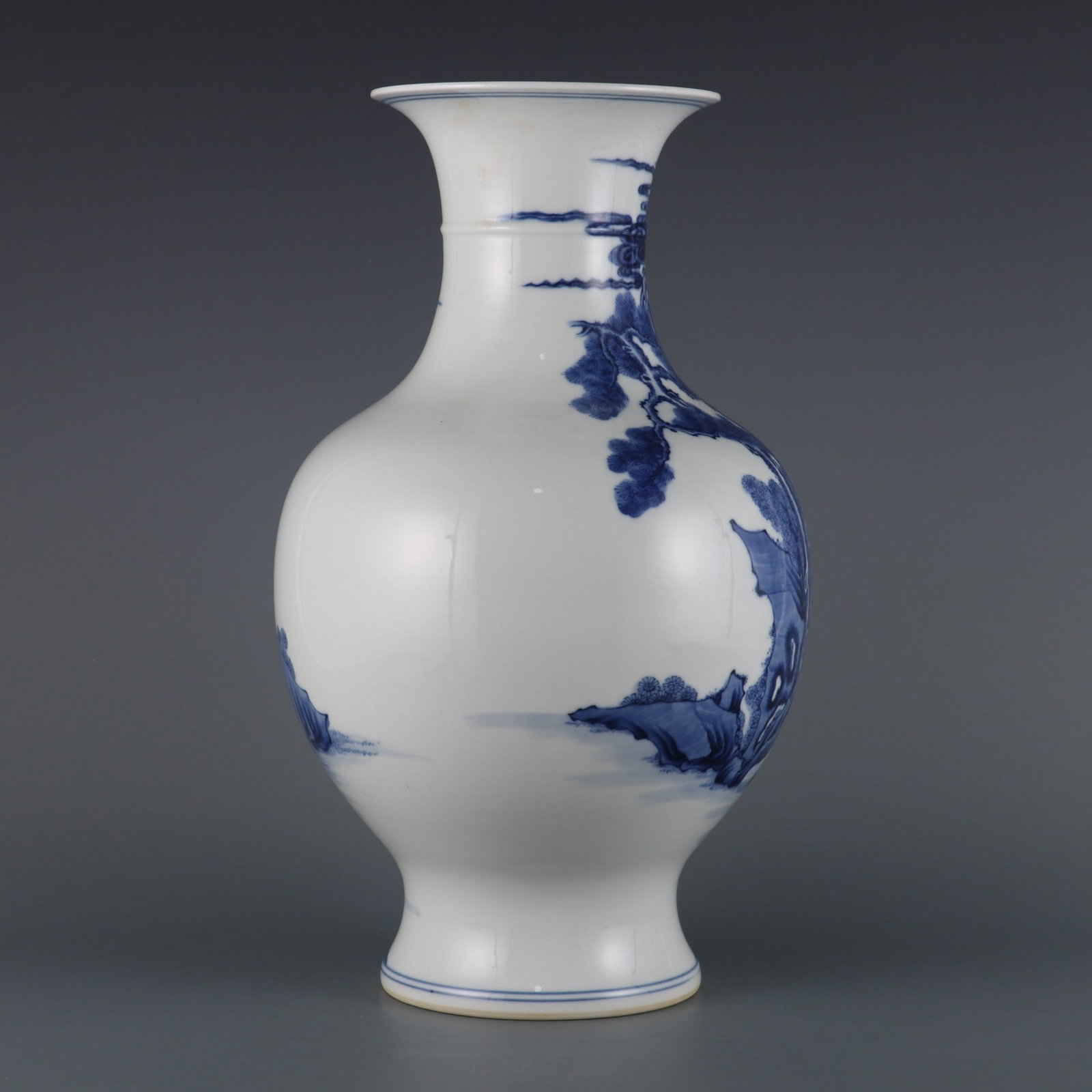 A Exquisite Blue and White Figures Pattern Vase - 3