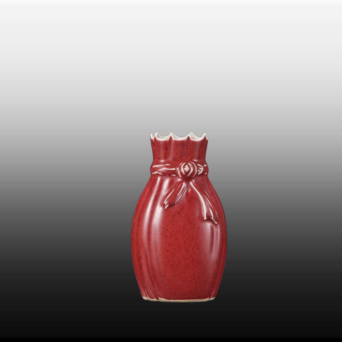 A Exquisite Ji Red Glazed Vase - 2