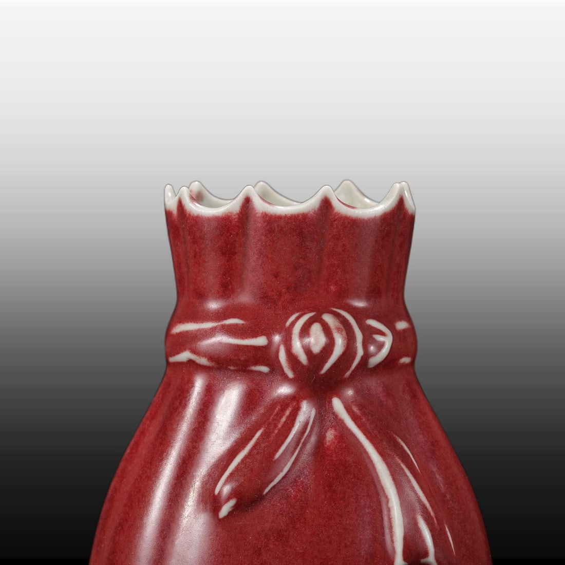 A Exquisite Ji Red Glazed Vase - 3